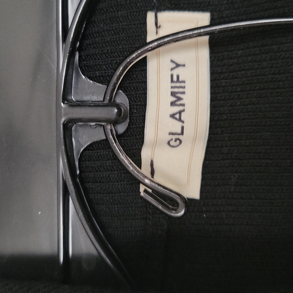 Two piece set New without tags - Picture 2 of 2